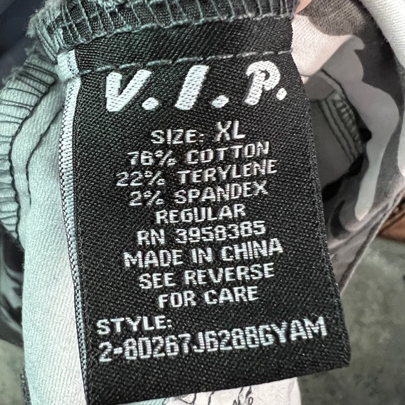 VIP Camo Jacket size XL - Picture 7 of 8